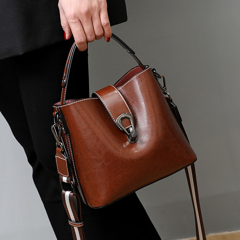 Doctor Bag Leather - Real Oil Wax Leather Women's Bucket