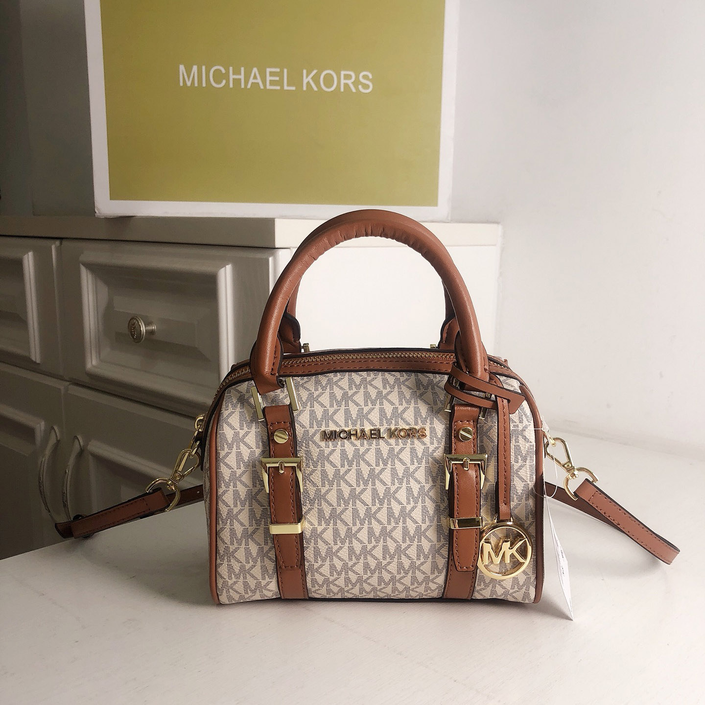 New Michael Kors Women Luxury  - đánh giá và giá Women Bags On Sale