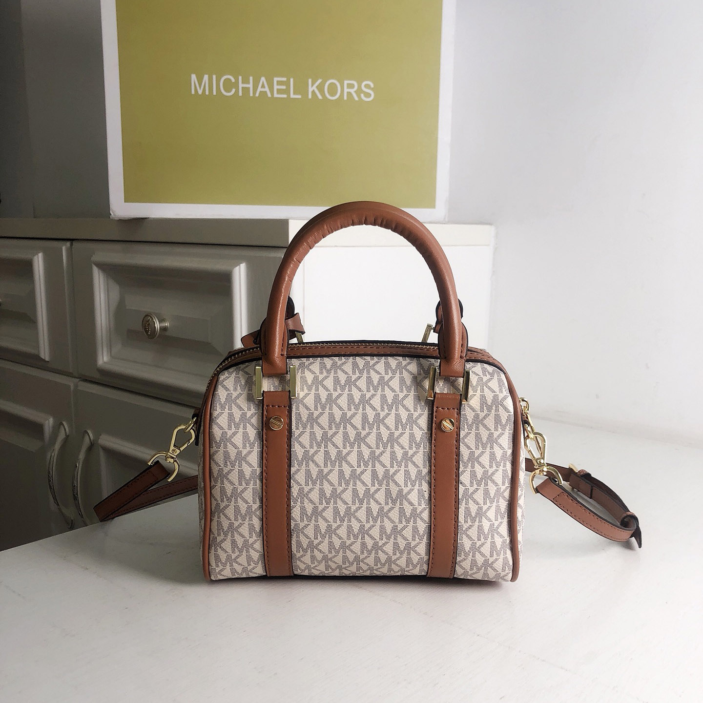 New Michael Kors Women Luxury  - đánh giá và giá Women Bags On Sale