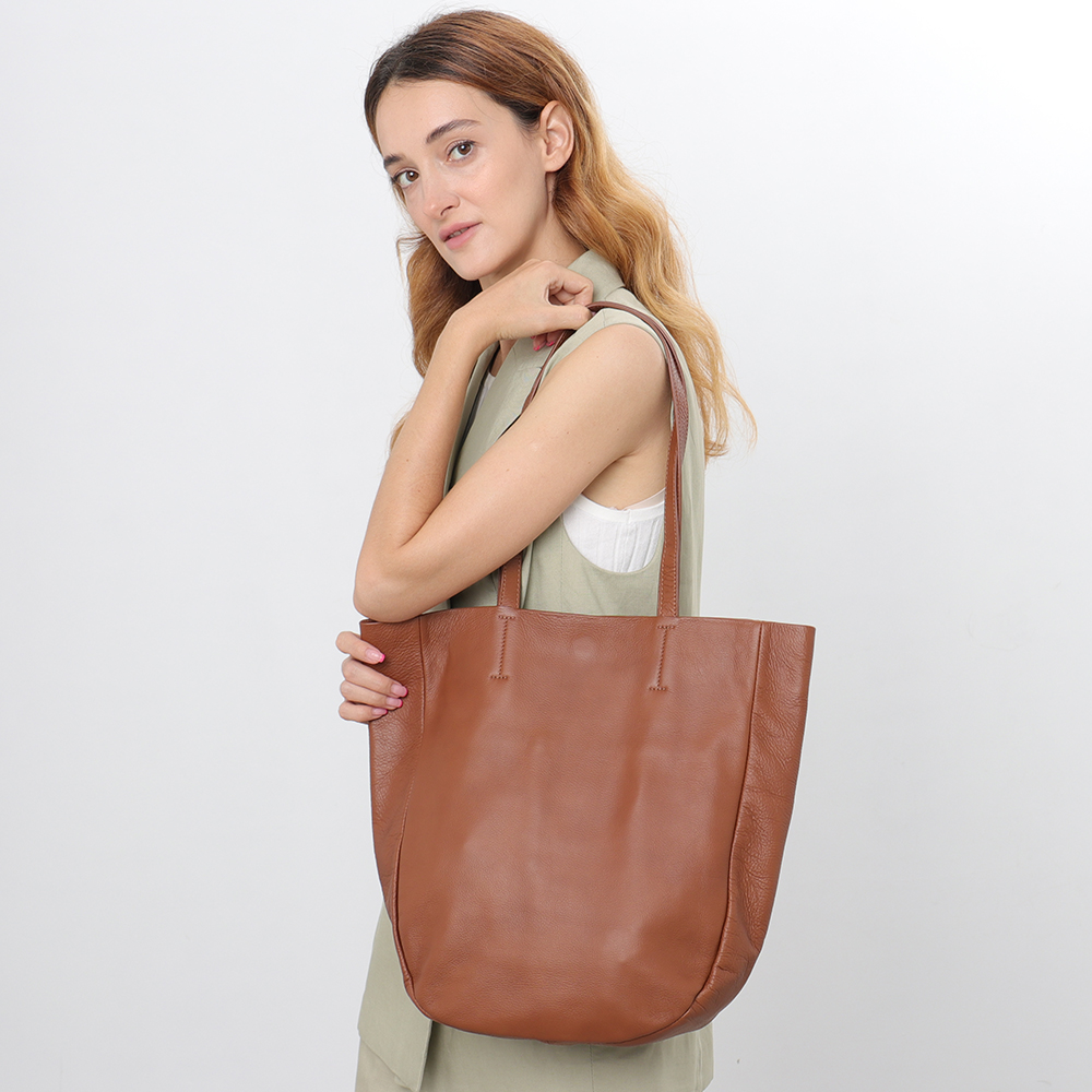 SC Sang Trọng Của Ý Chính Hãng - đánh giá và giá Women Bags On Sale