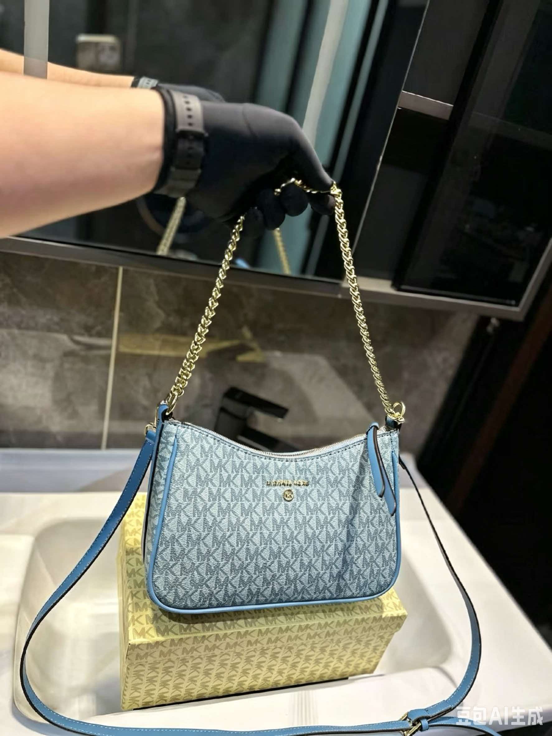 MICHAEL KORS MK Jet Set Travel - đánh giá và giá Women'S Bags Of Michael Kors