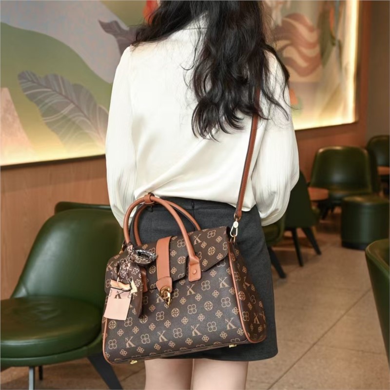 Light luxury brand women's bag - đánh giá và giá Women Bags On Sale