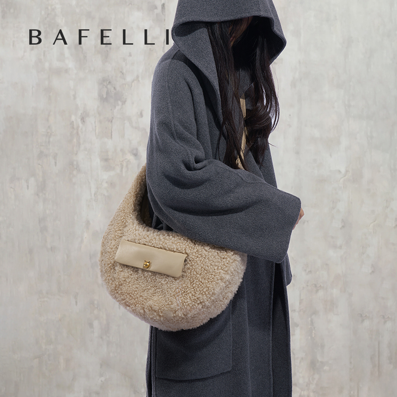 New Minimalist Luxury Designer - đánh giá và giá Half Moon Crescent