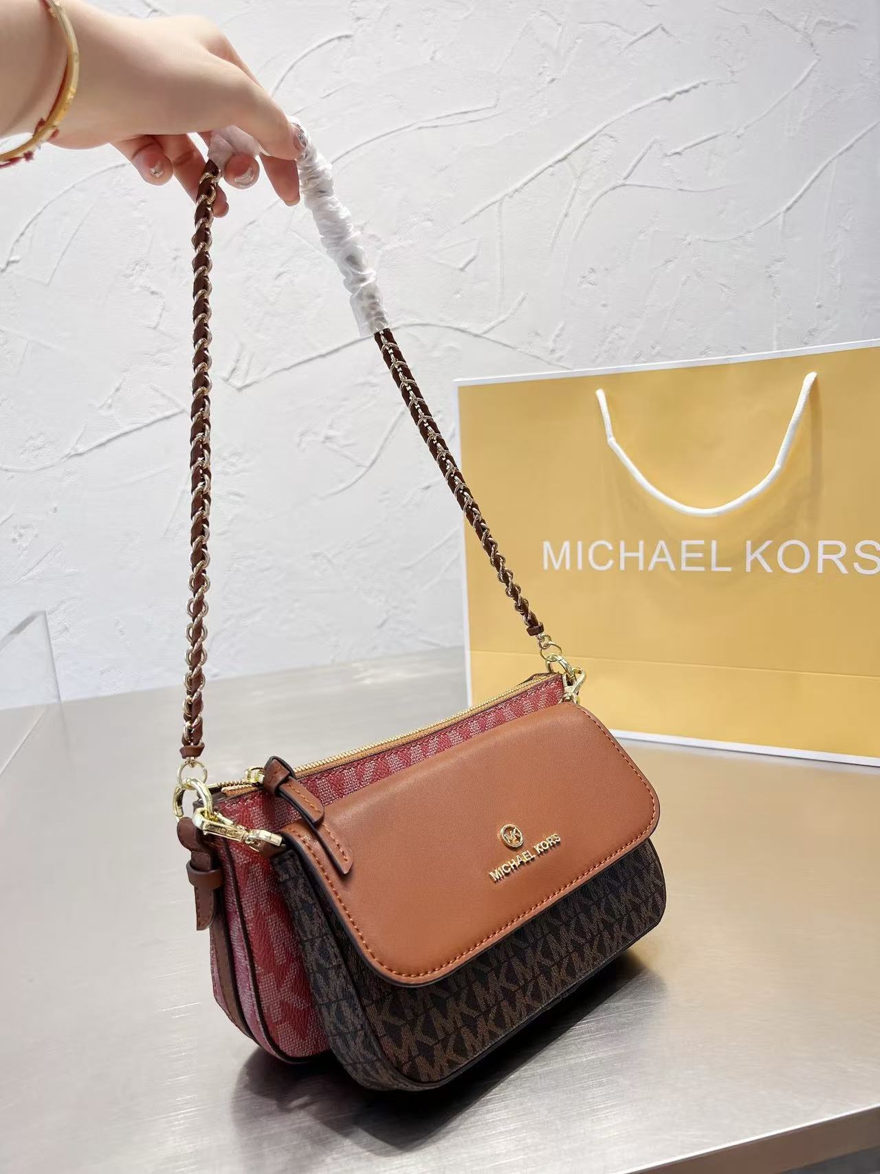 Brand new Michael Kors Ole Jet - đánh giá và giá Women'S Bags Of Michael Kors